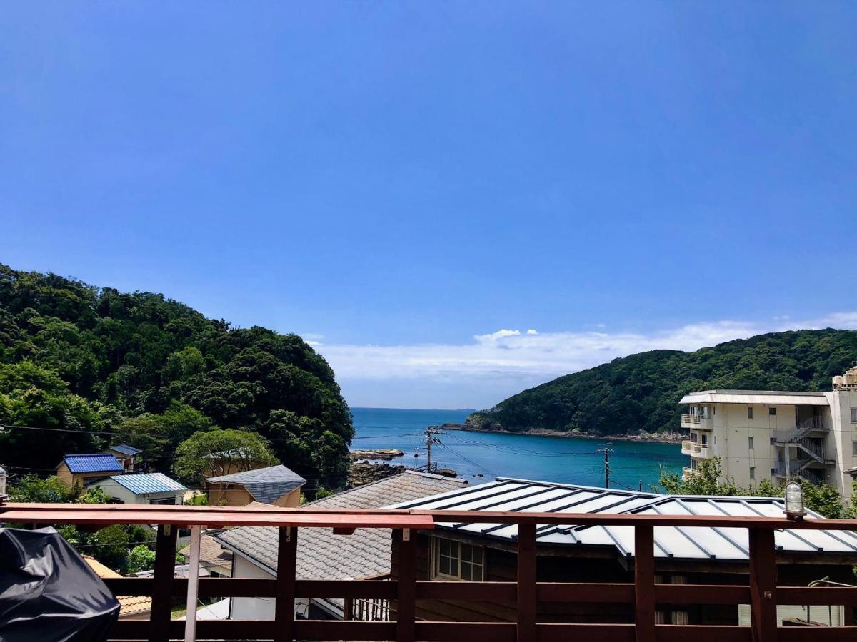 Guesthouse All You Need - All Rooms Have An Ocean View! Shimoda  Exterior photo