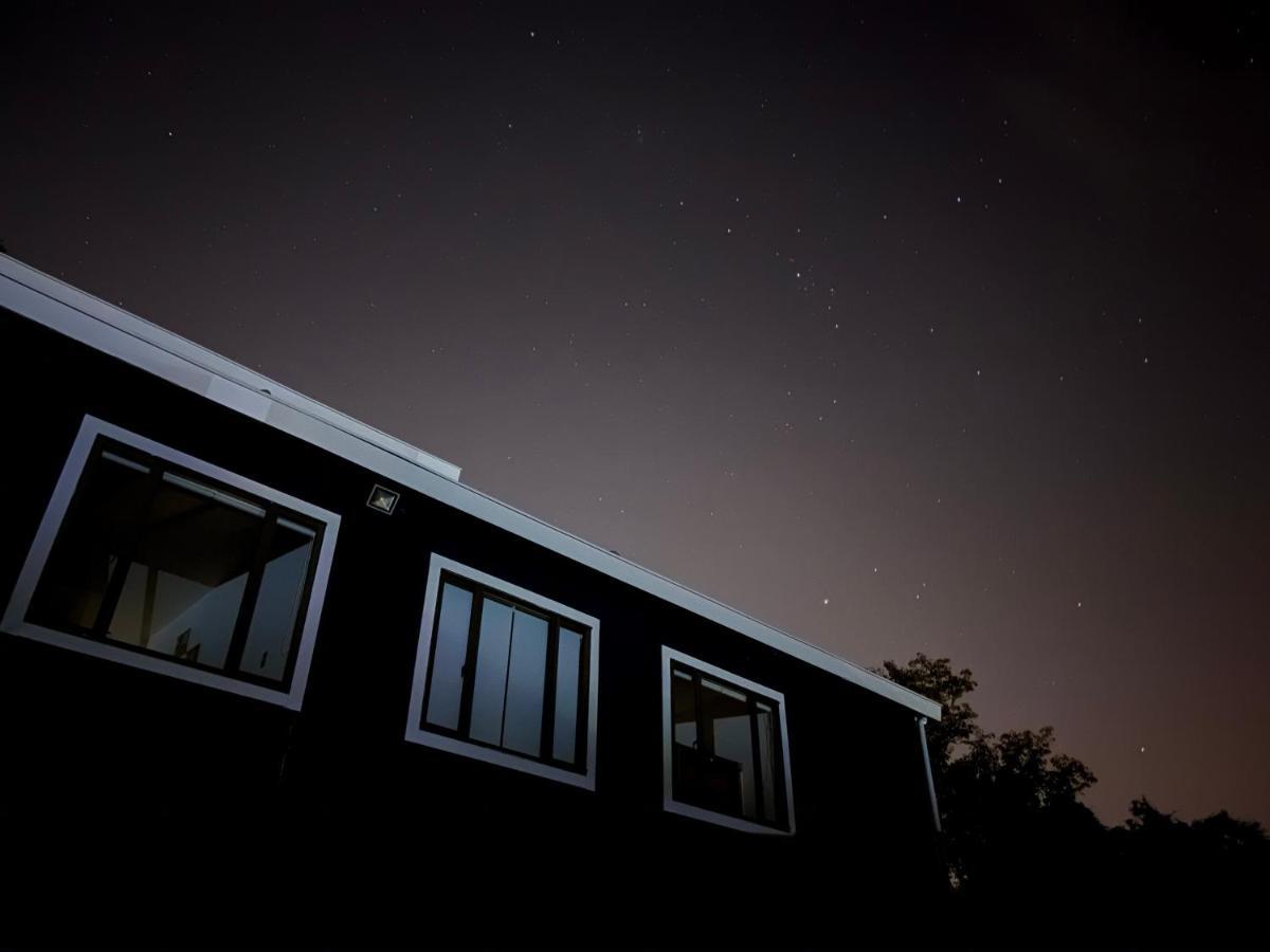 Guesthouse All You Need - All Rooms Have An Ocean View! Shimoda  Exterior photo